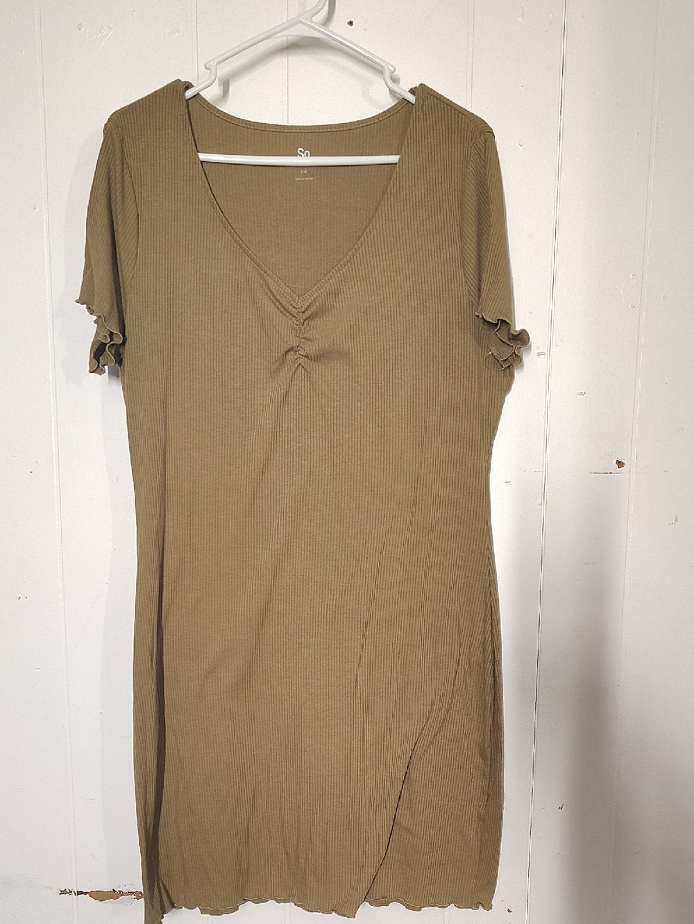 SO Olive Ribbed Knit Top